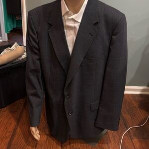 Men’s wool suit   Customized but has adjustability. 50r.